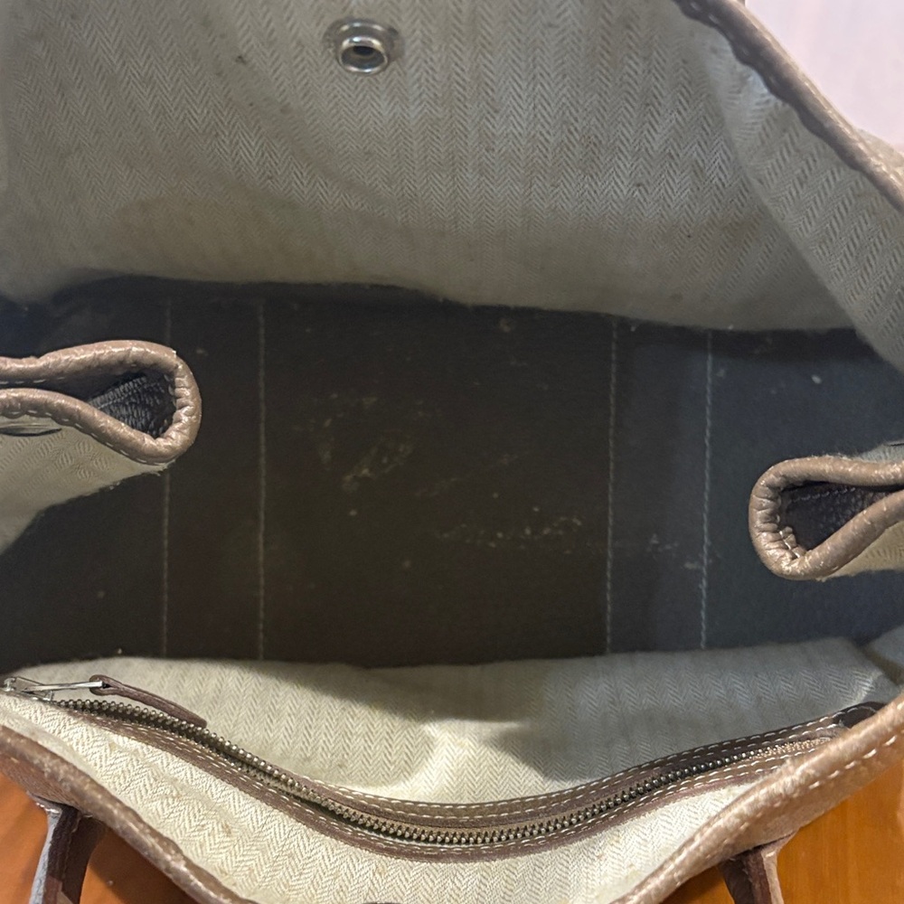 Hermes Elegant Brown Leather Tote Bag - Picture 3 of 9